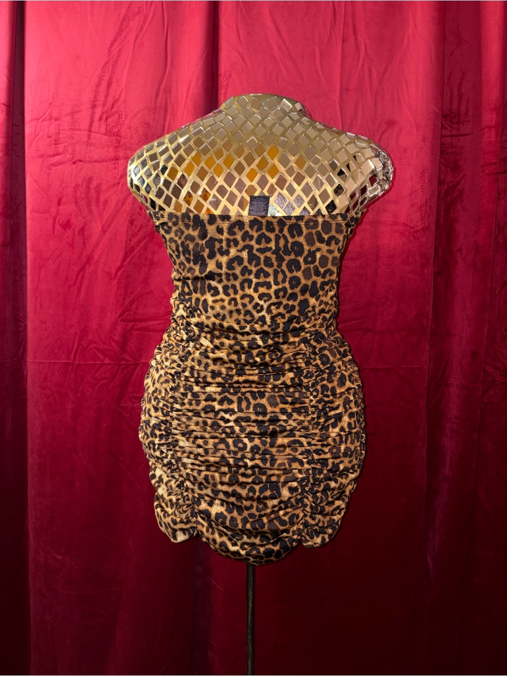 smart & sexy Leopard Print Strapless Ruched Tube Top - Picture 3 of 4